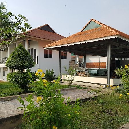 Kdl Lang Noi Tan Lap - Tan Lap Floating Village Moc Hoa Eksteriør bilde